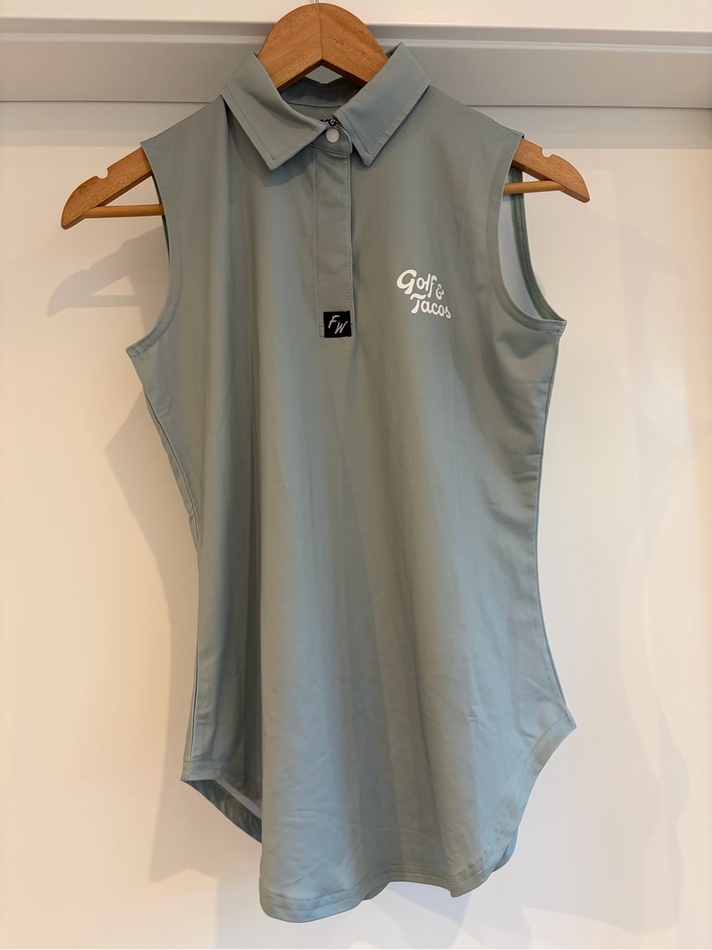 NWT Full Wedge Golf, Golf and Tacos Women's Sleeveless Polo Light Sage Small